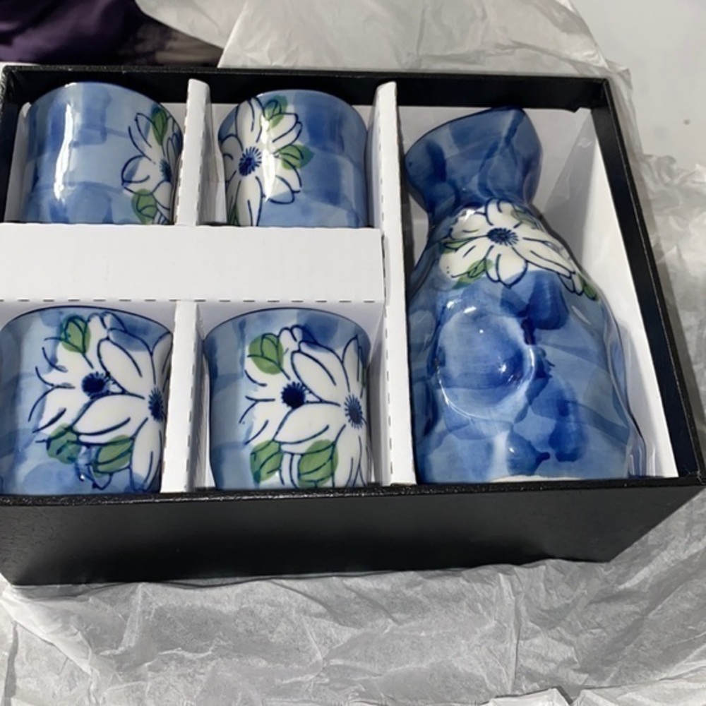 Saki set